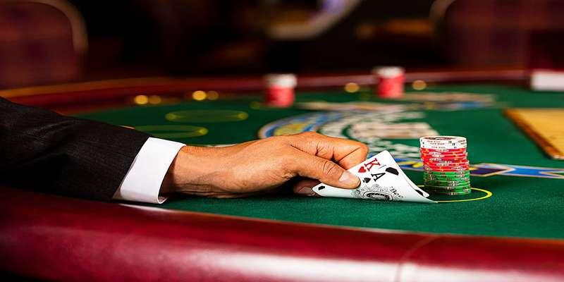 Các chiến thuật cơ bản trong chơi Blackjack tại KO66
